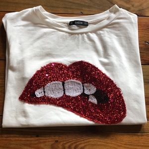 Glamorous casual sequin lips T-shirt - Sm